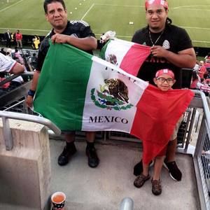 Meet your Posher, Jose